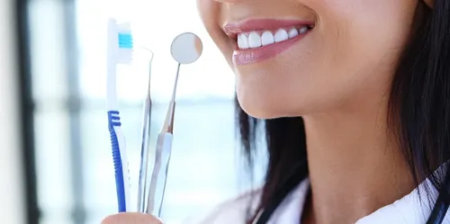 Smile makeover before and after transformation with veneers and whitening in Hyderabad — Dr.Sri Sushma Dental Clinic Anandbagh